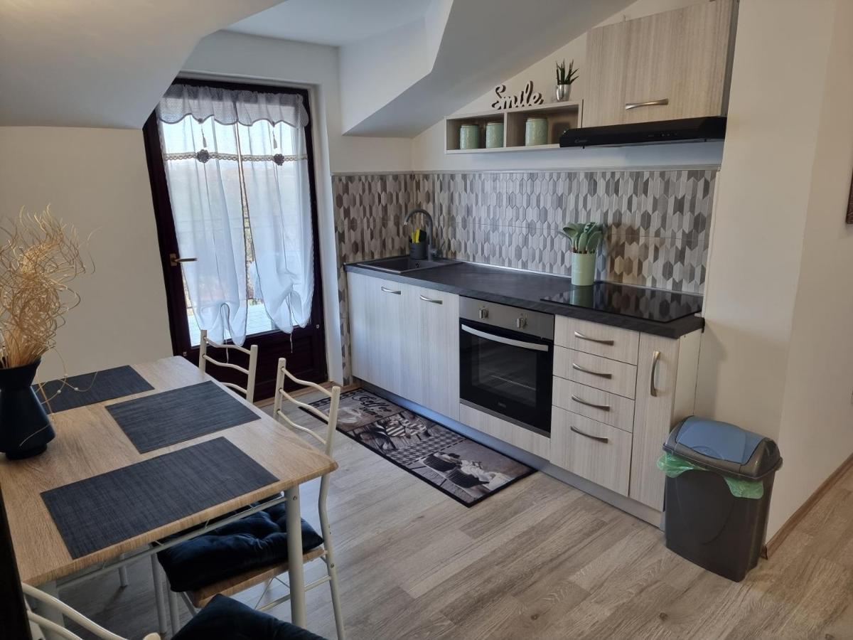 Apartment Pharos Zambratija  Zewnętrze zdjęcie